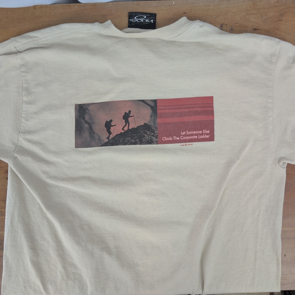 Y2K Vintage Huge Mount Monadnock Tan T-Shirt Medium